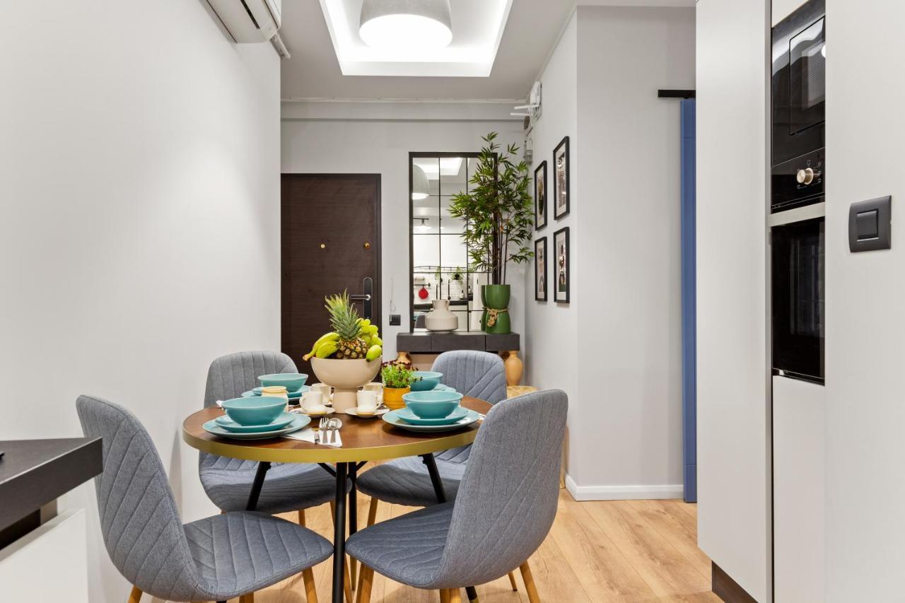 Tova Pearl Ultracentral - Romana Square Subway Appartement Boekarest Buitenkant foto