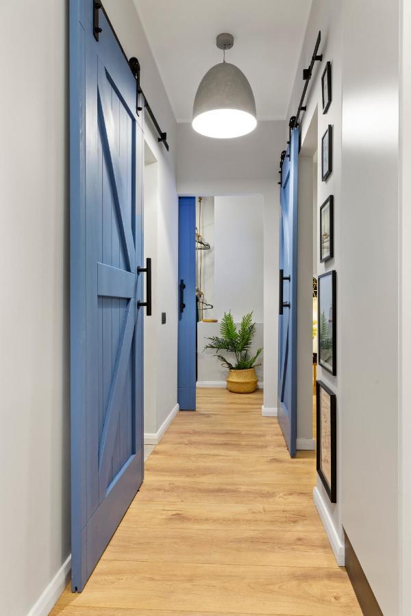 Tova Pearl Ultracentral - Romana Square Subway Appartement Boekarest Buitenkant foto