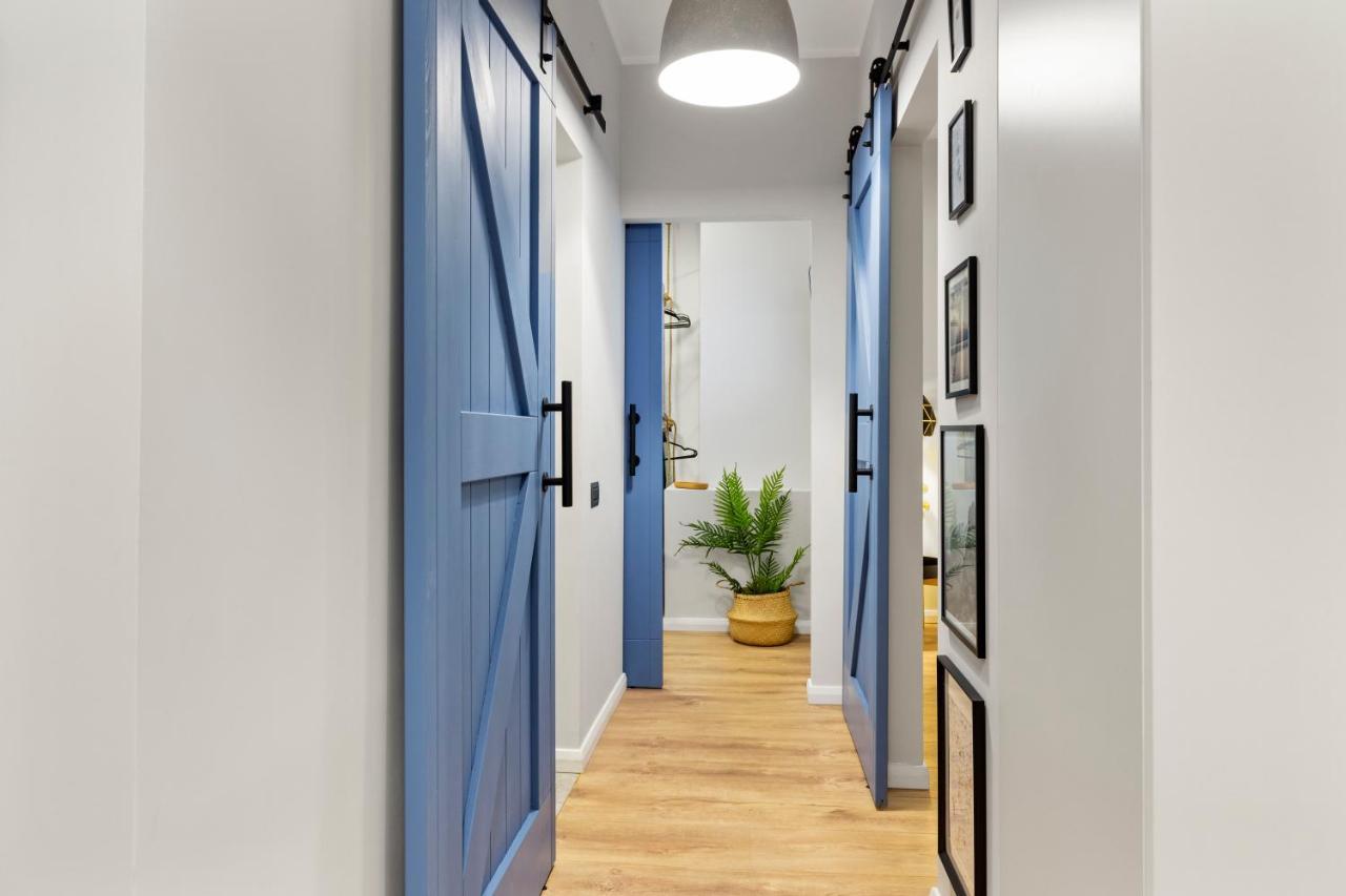 Tova Pearl Ultracentral - Romana Square Subway Appartement Boekarest Buitenkant foto