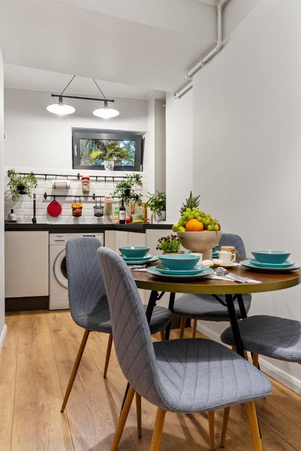Tova Pearl Ultracentral - Romana Square Subway Appartement Boekarest Buitenkant foto