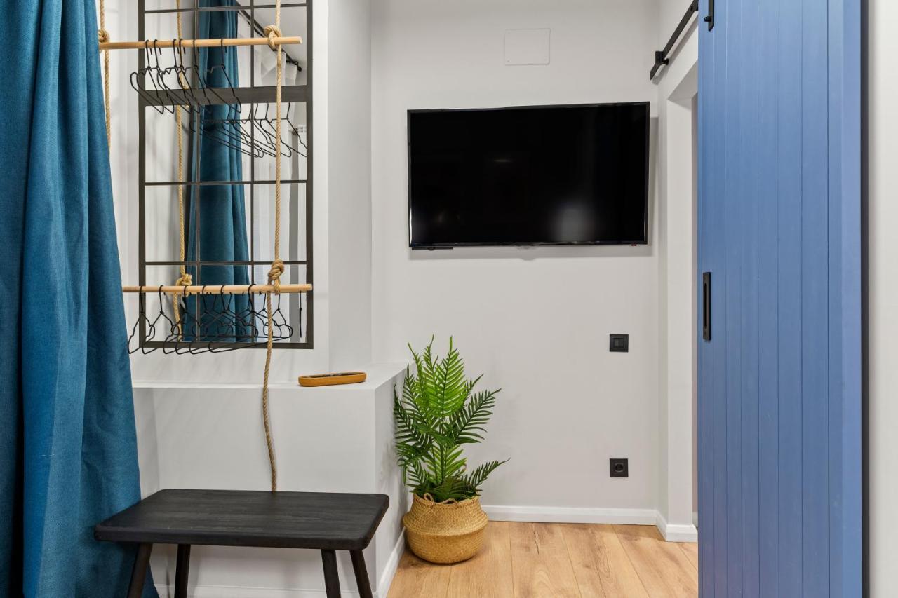 Tova Pearl Ultracentral - Romana Square Subway Appartement Boekarest Buitenkant foto